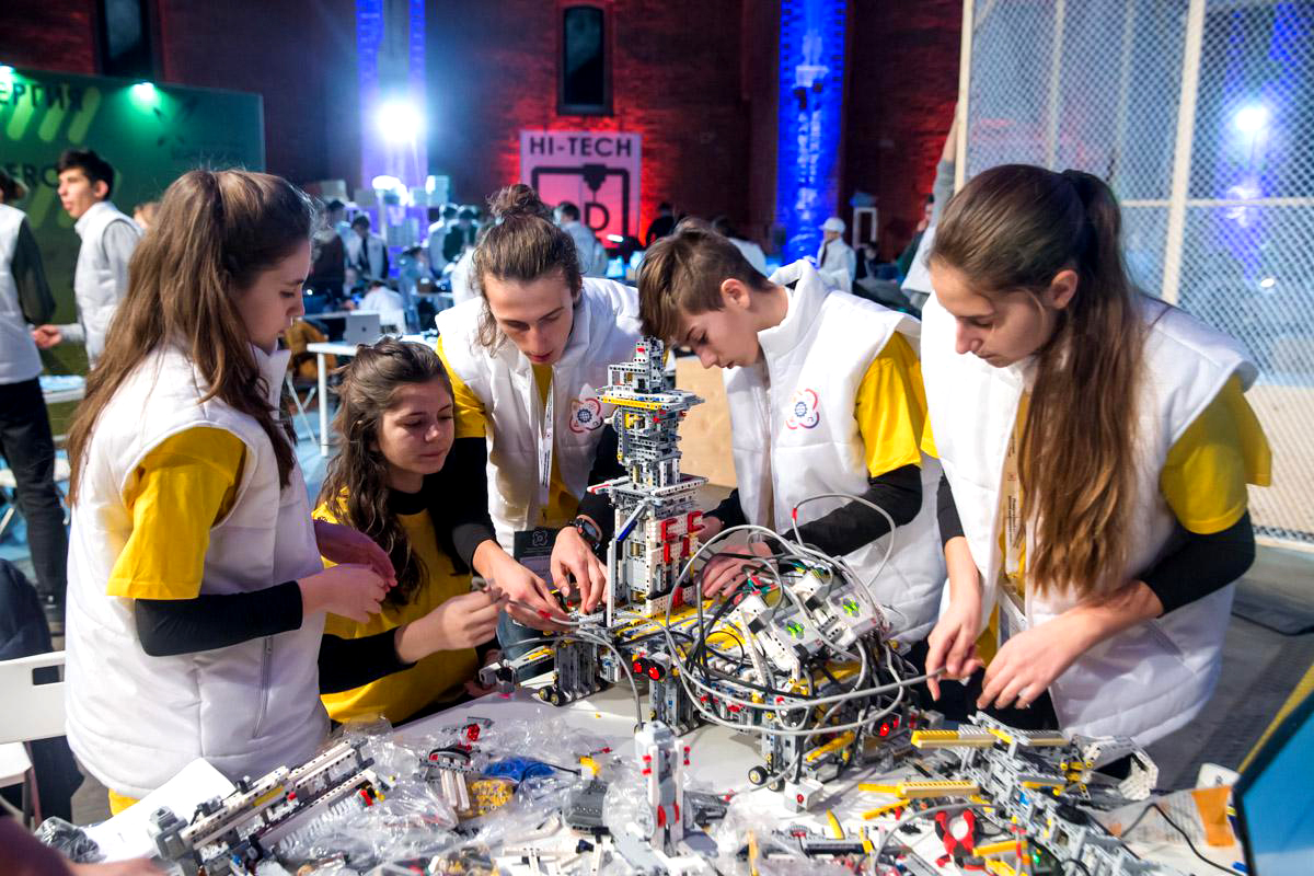 Стартовал отборочный этап Всероссийского конкурса детских инженерных команд «Кванториада-2021»